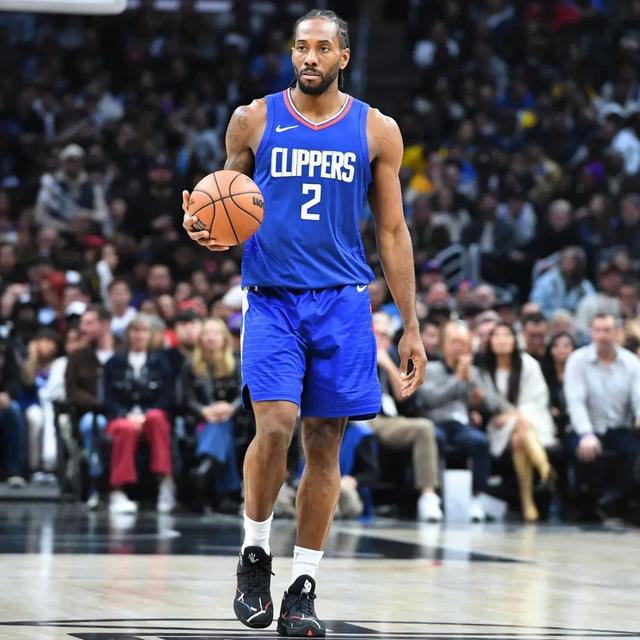 德天空：利物浦正在认真运作冬窗签塞门约，解约金7000万欧元（据德天空报道，利物浦正全力推进冬窗引进塞门约，解约金约7000万欧元）