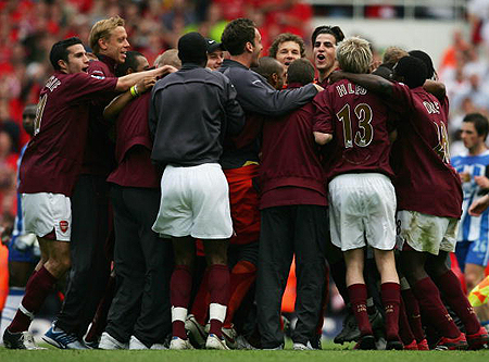 25年全球球员身价涨幅榜：奥利塞居首，大巴黎前十占四席（2025年全球球员身价涨幅榜：奥利塞登顶，巴黎圣日耳曼前十揽下四席）