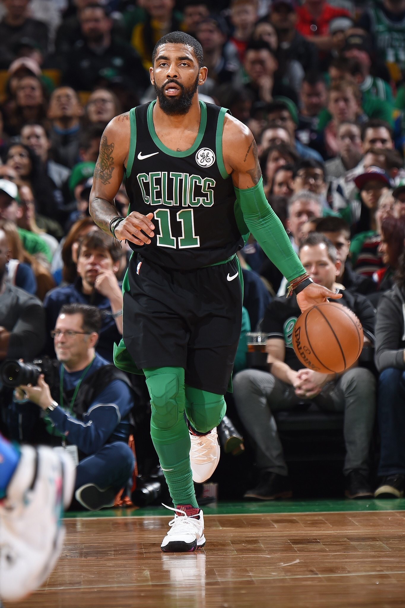 体育精神，霍伊伦祝贺麦克托米奈和苏格兰晋级世界杯（霍伊伦祝贺麦克托米奈与苏格兰晋级世界杯，彰显体育精神）