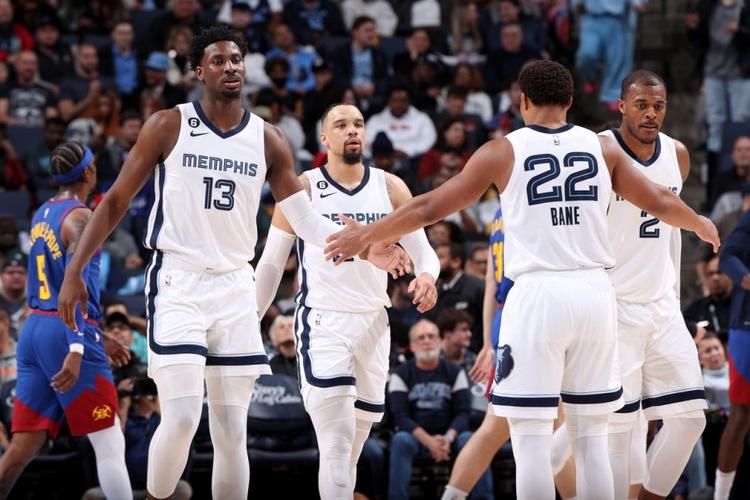 李嗣镕：大家都没想到我首秀进球，下来都恭喜我（李嗣镕：首秀破门出乎意料，赛后大家纷纷恭喜我）