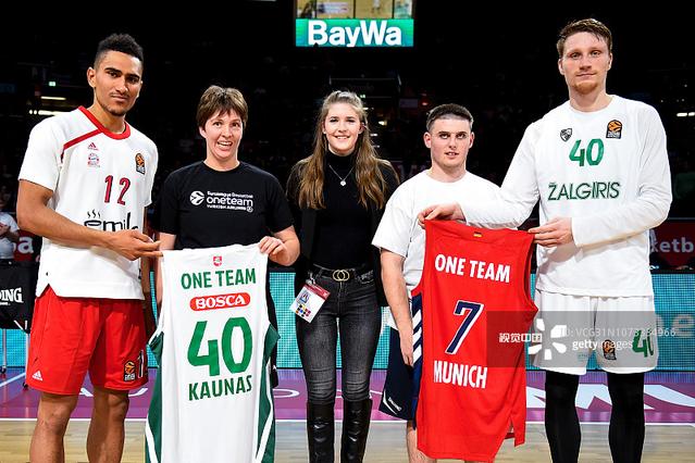 太阳vs火箭前瞻：杜兰特PK狄龙，谢泼德能否走出低迷（太阳对阵火箭前瞻：杜兰特硬碰狄龙，谢泼德能否摆脱低迷）